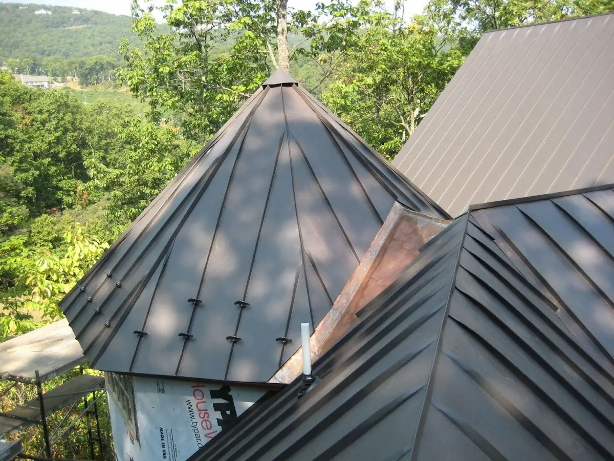 Professional Gutter Cleaning by Craftsman Roofing in Antelope